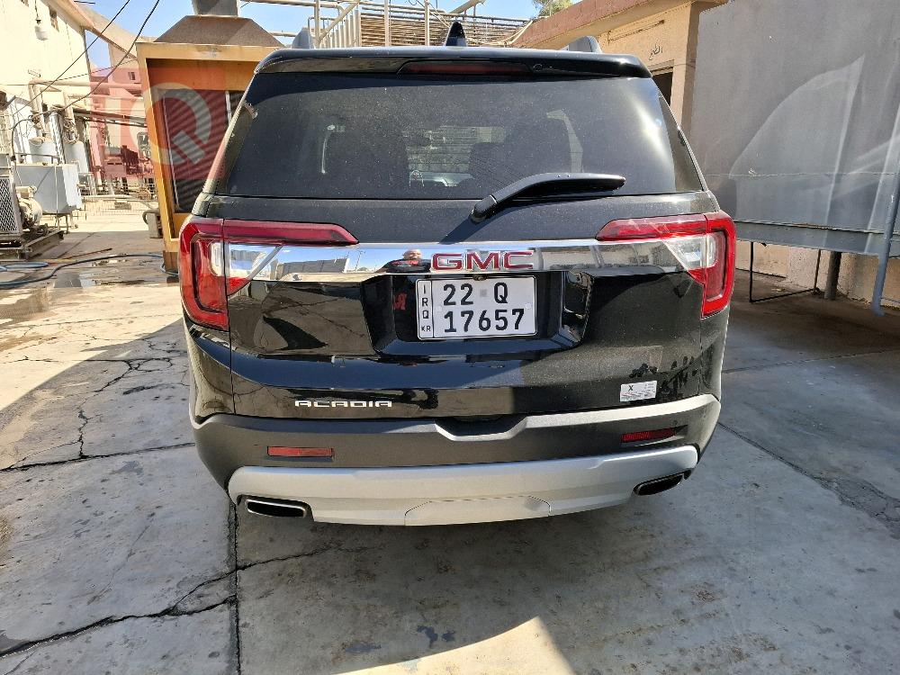 GMC Acadia